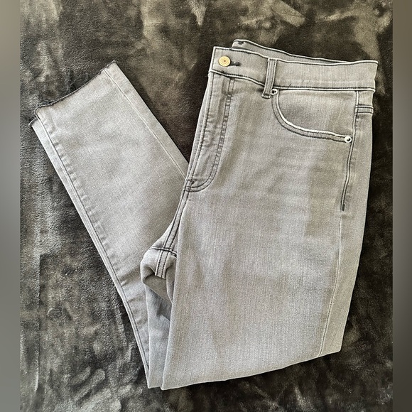 Denim - Express Women's Skinny High Rise Gray Jeans 12S